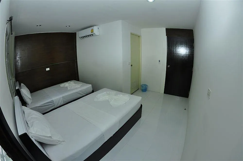 Kitty Guesthouse Phi Phi Don 0*,