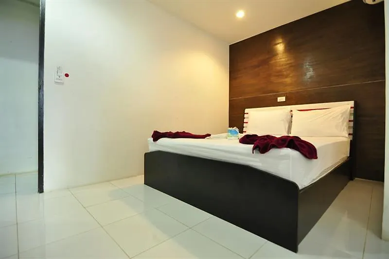 Kitty Guesthouse Phi Phi Don