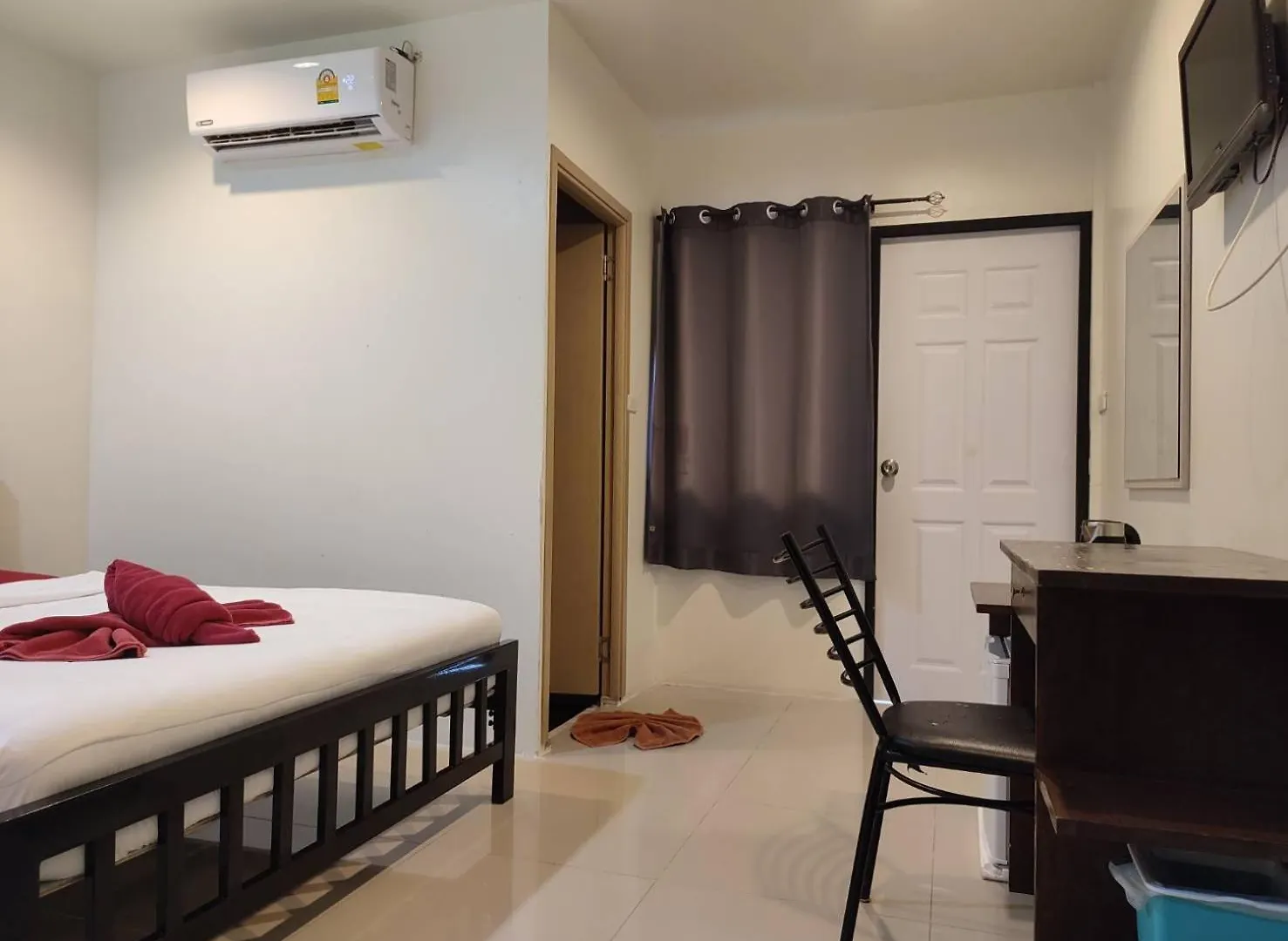 Kitty Guesthouse Phi Phi Don 0*,